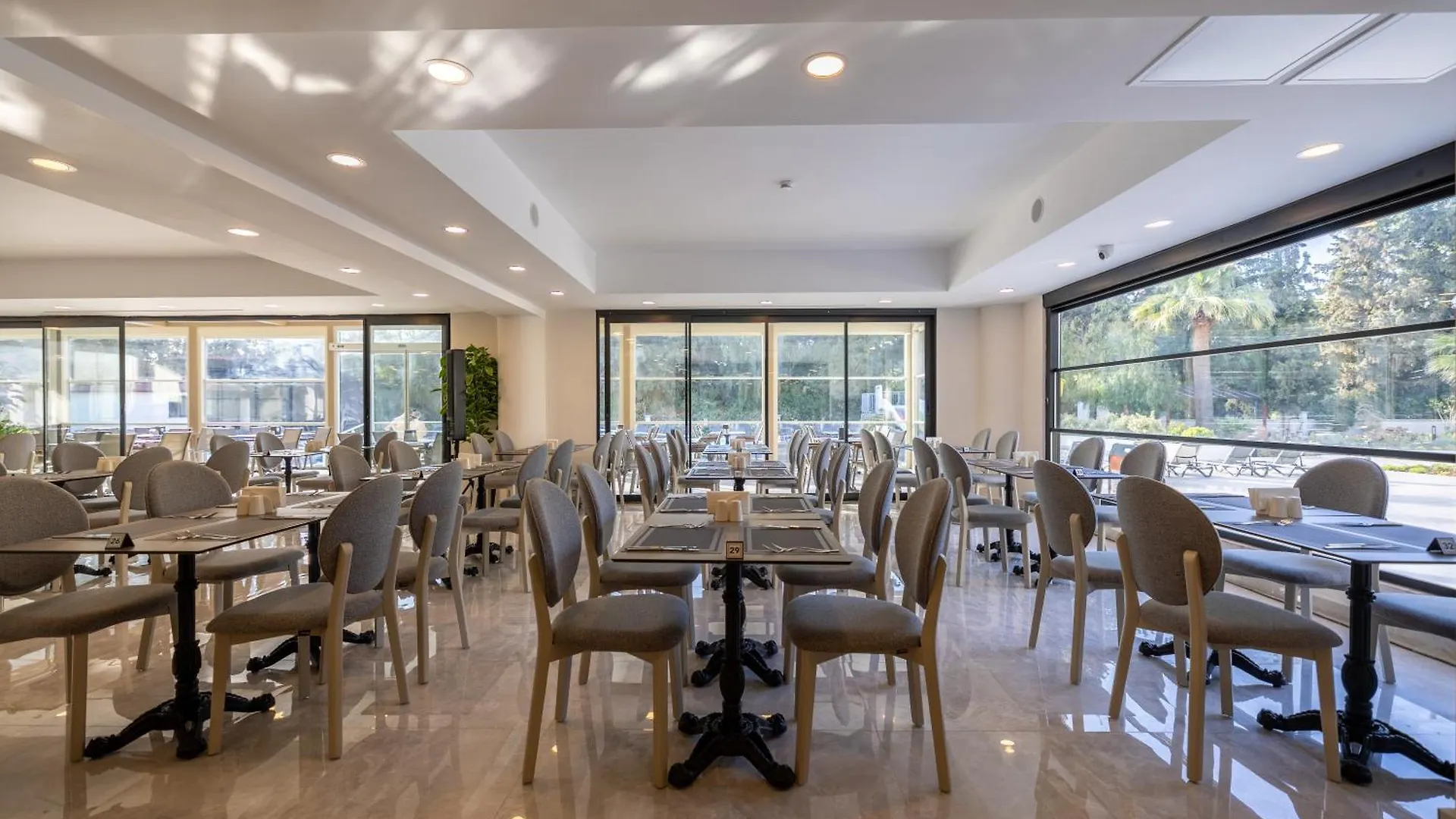 Proxima Hotel Кушадасы